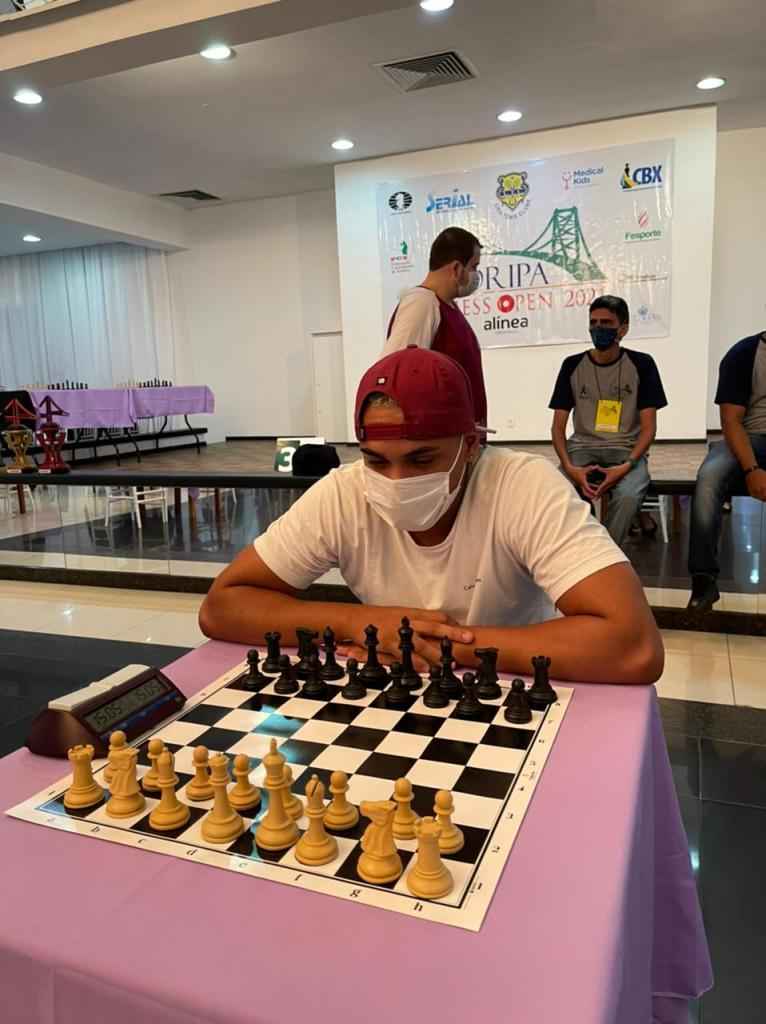 Na busca pelo título de mestre do xadrez, dupla de Caraguatatuba se destaca  no 'Festival Floripa Chess Open 2021' – Prefeitura de Caraguatatuba